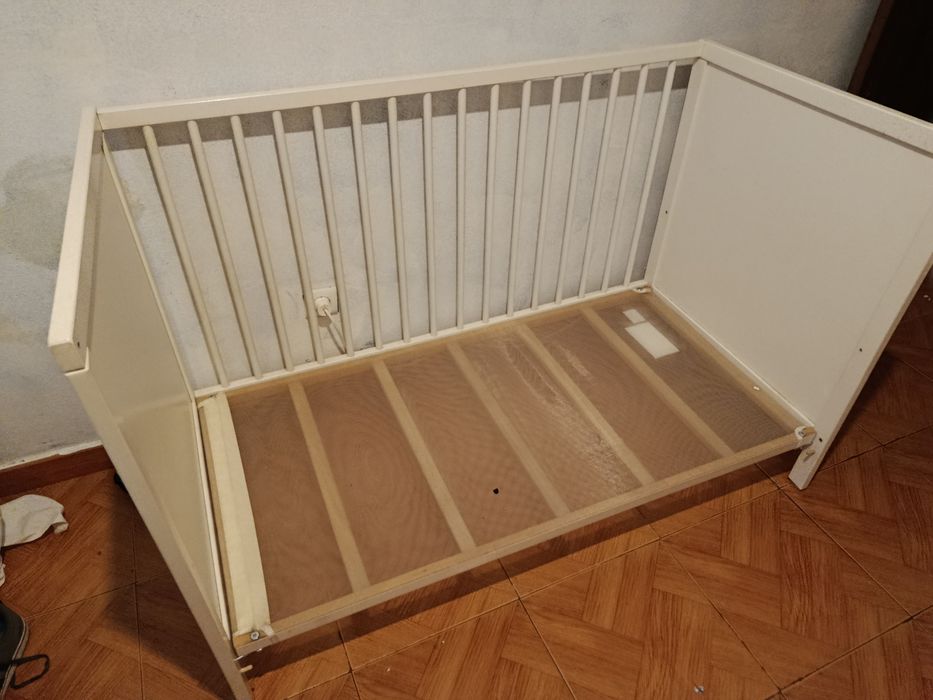 Berço branco IKEA