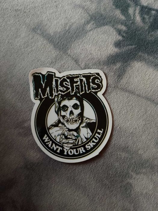 naklejka winylowa altelnative misfits
