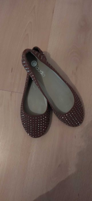 Baixa de preço - Sabrinas com pedras brilhantes-bx preço