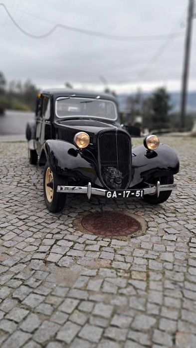 CLASSICO - Citroen 11BL Arrastadeira de 1951 - Vendo Ou troco