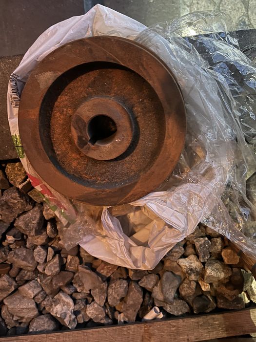 Чугунні колеса вагонетки