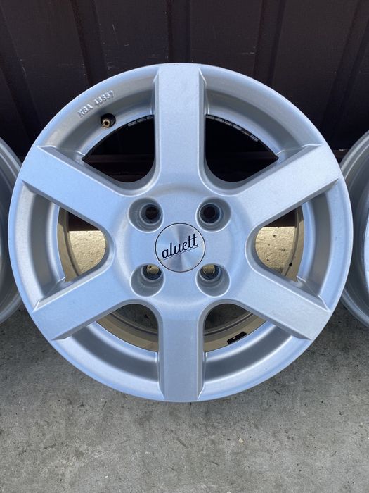 Продам диски/титани Alutec R14 4/100 ET-38