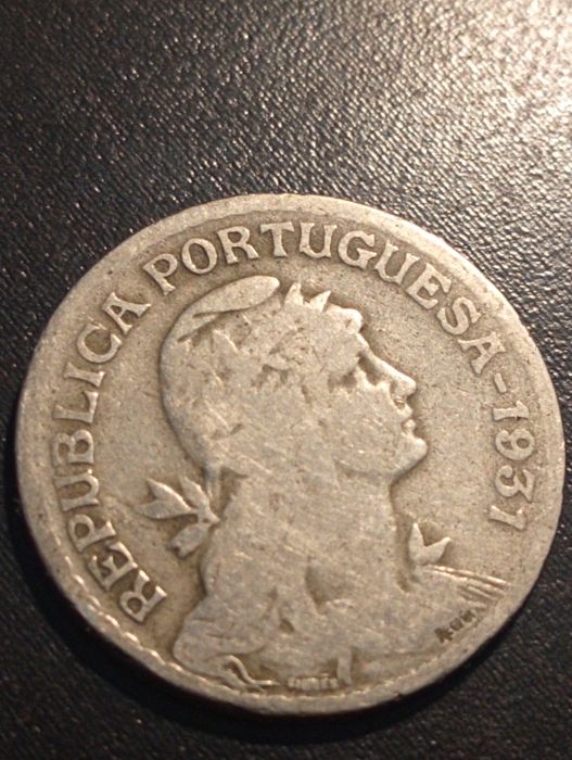 1 escudo - Republica Portuguesa	Portugal	1931	-Impecavel*