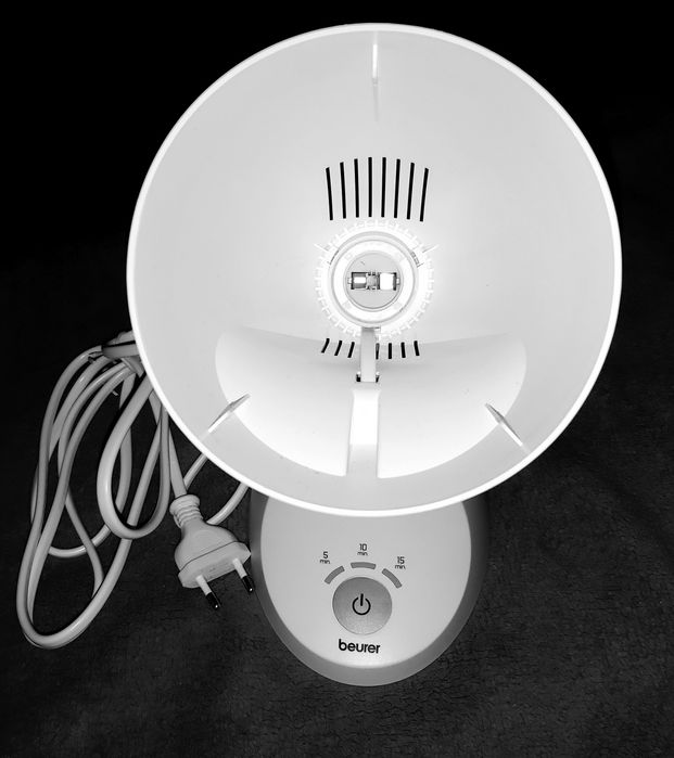 Lampa terapeutyczna Beurer IL35