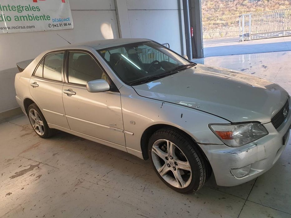 Calíper De Freio Traseiro Direito Lexus Is 200 Gxe10
