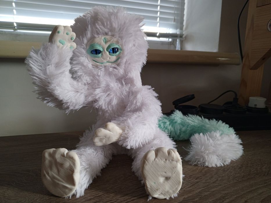 Незвичні іграшки ручної роботи (Єтті)