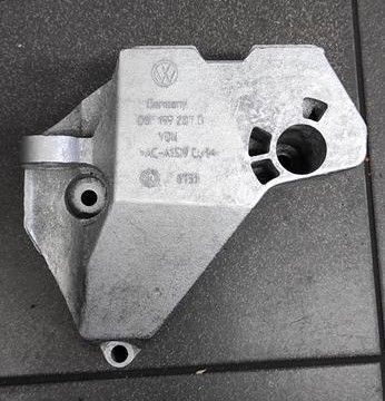 AUDi A3 8P SKODA SEAT ŁAPA SiLNiKA 1.6 06F199207D