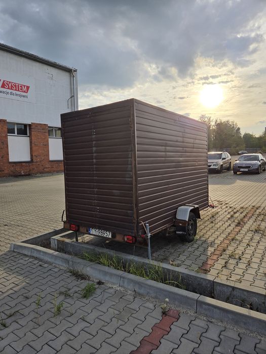 Przyczepka zamknięta SAM – BEZTERMINOWY przegląd! Duża (3x1.6x2m) / Czysta