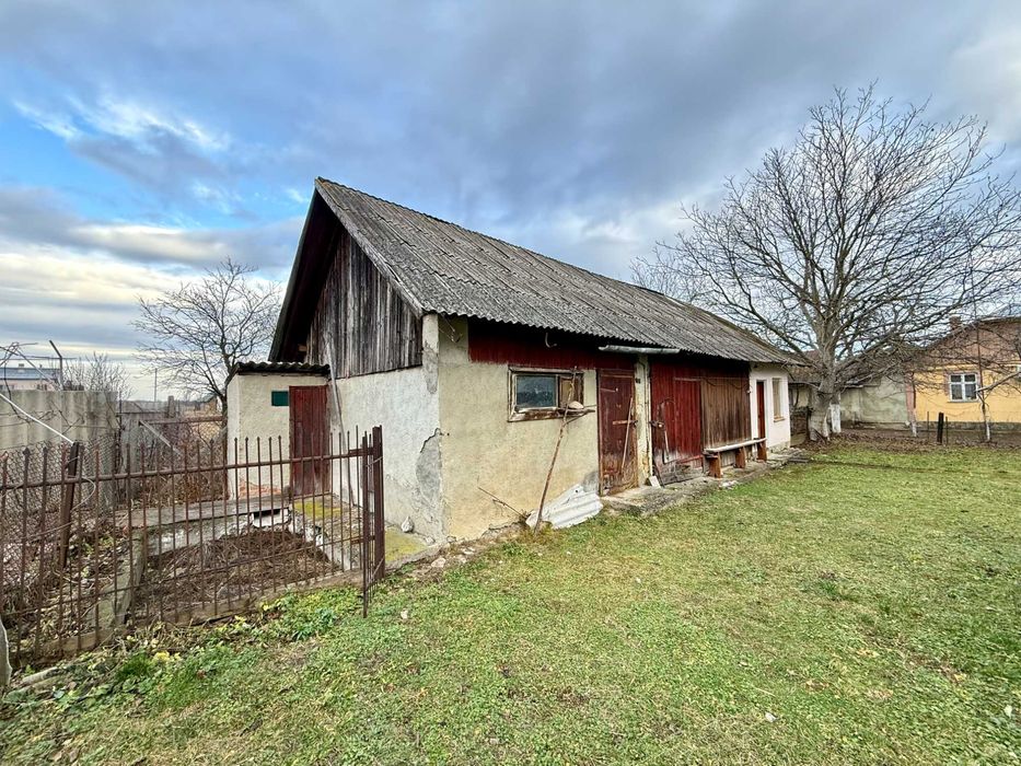 Продаж житлового будинку біля м. Стрий