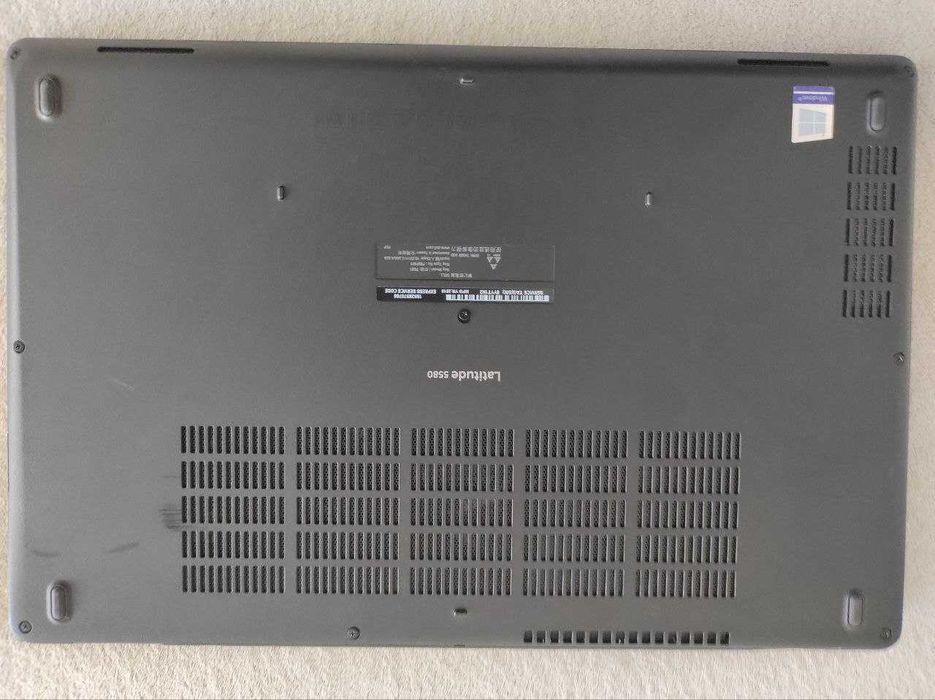 Dell Latitude 5580 - 15,6 Touch, i5 (4/4), 16 gb, Розширена батарея