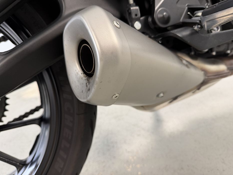 Escape original Yamaha MT07
