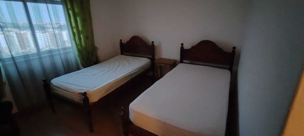Arrenda-se apartamento T1 – Odivelas - Arroja (Jardim do Sol)