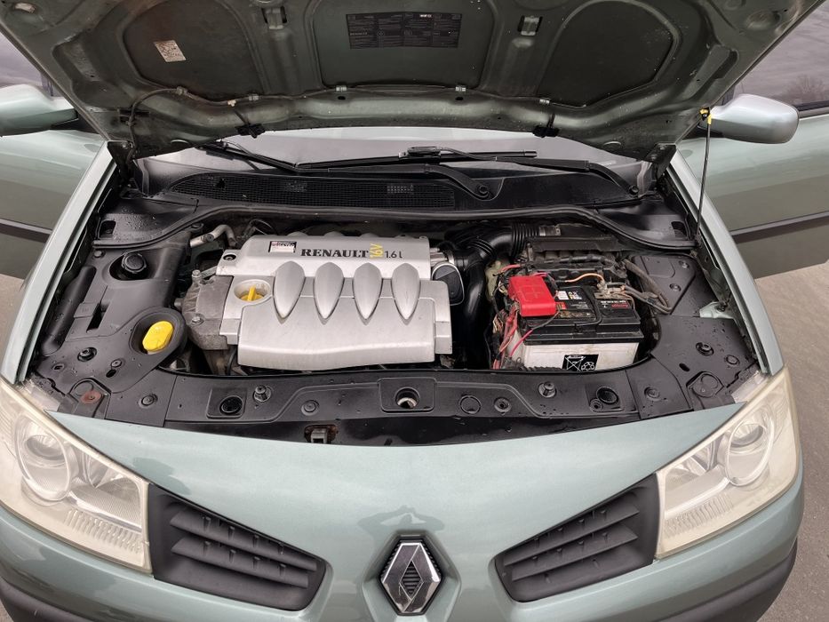 Продам Renault Megane 2 1.6 уневерсал