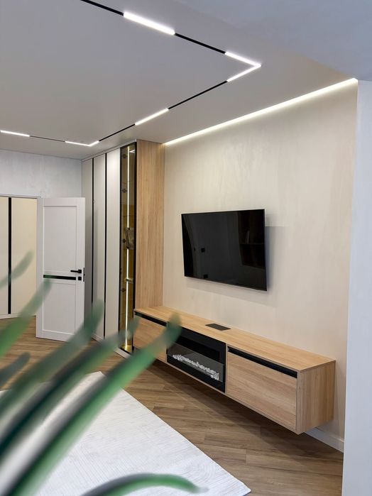 2-новобудова біля ТЦ Майдан