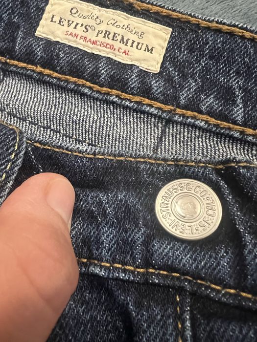 Джинси levis premium 25  розмір