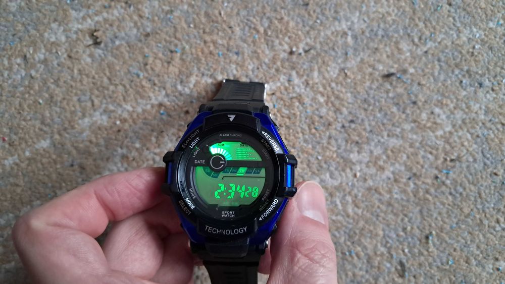 Sportowy zegarek elektroniczny Vershold Technology IPX4