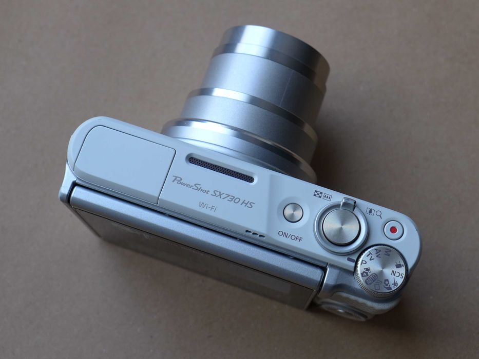 Canon PowerShot SX730 HS / (Canon PowerShot G7X)