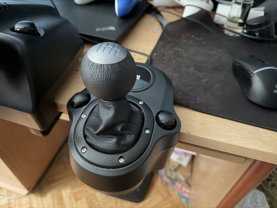 Logitech G920 + skrzynia biegow, z 09/07/2026