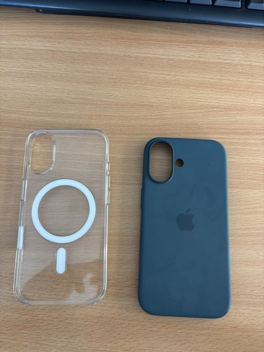 Dwa etui oryginalne iphone 16