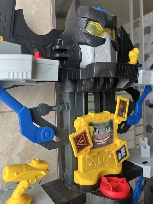 Продам Базу Бетмена