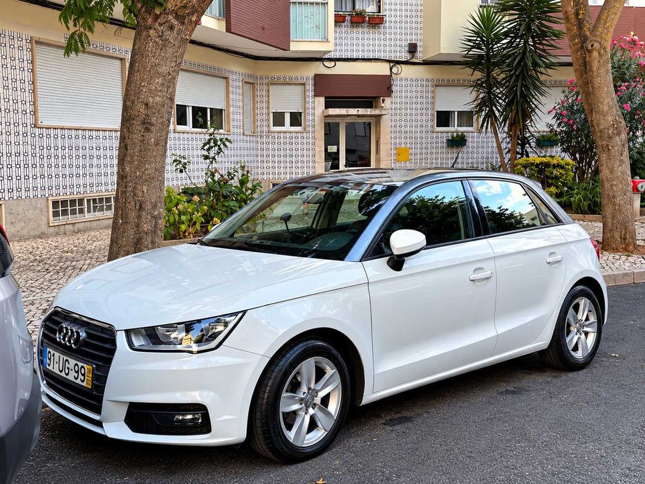 Audi A1 Sportback 1.0 TFSI — photo 4