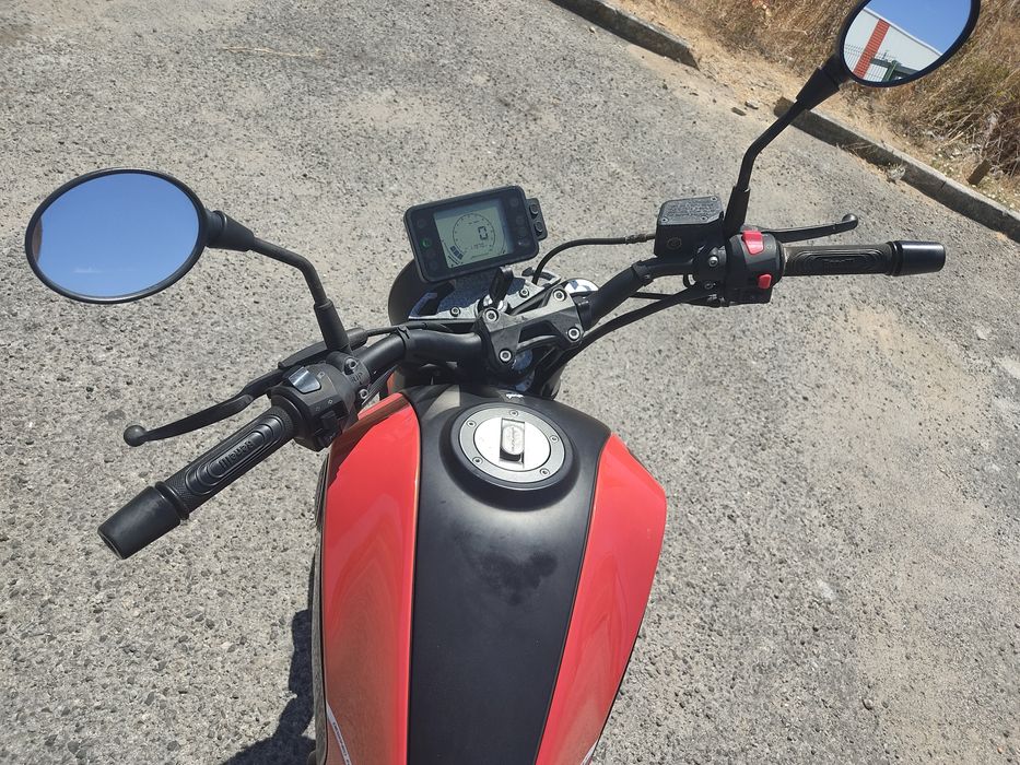 Benelli Leoncino 125cc