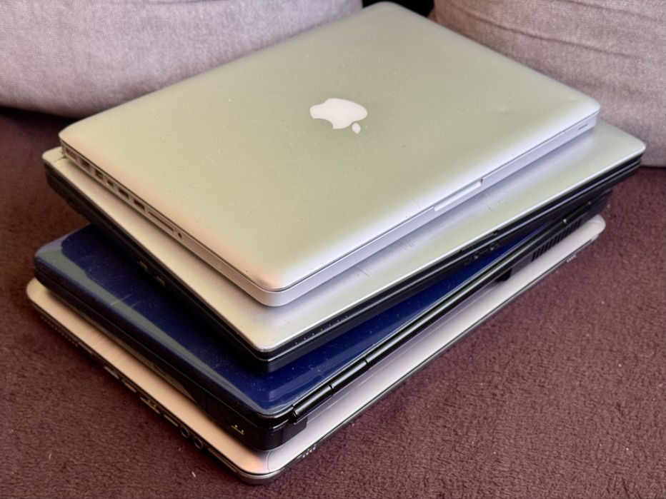 4x laptop dell fujitsu-siemens macbook hp