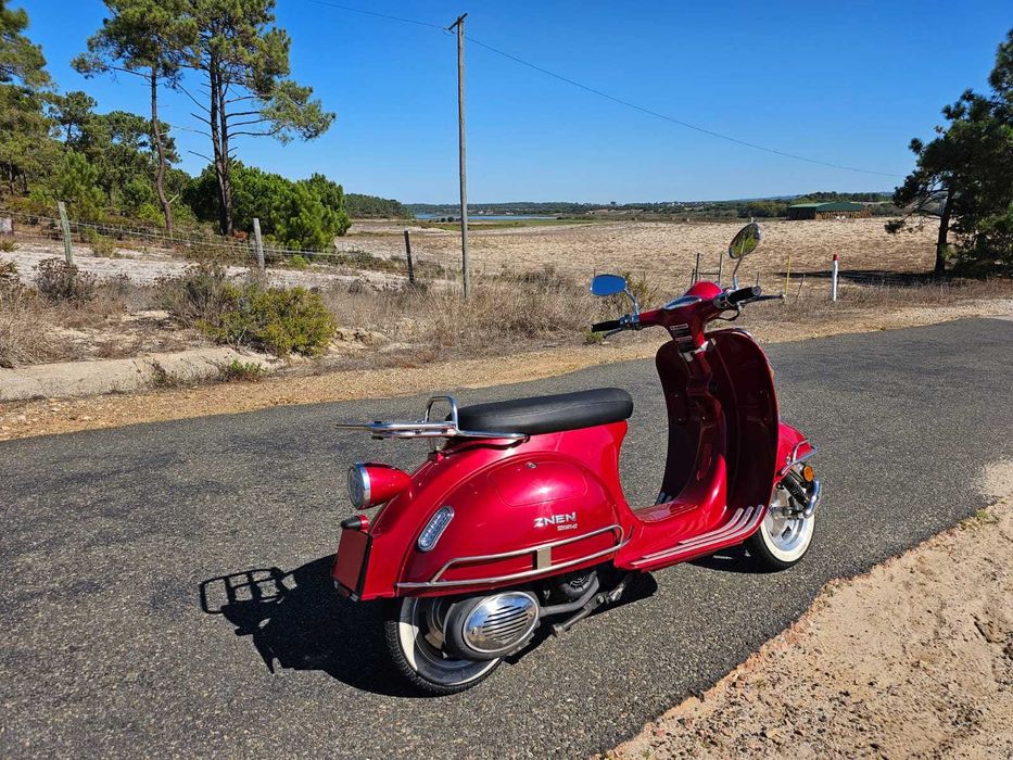 Scooter 125 estilo - 2015 - 14000 km - Lisboa