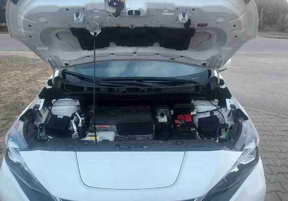 Бампер Nissan Leaf 2 Розборка Ніссан Ліф 2 Запчастини до Nissan Leaf 2 Рест