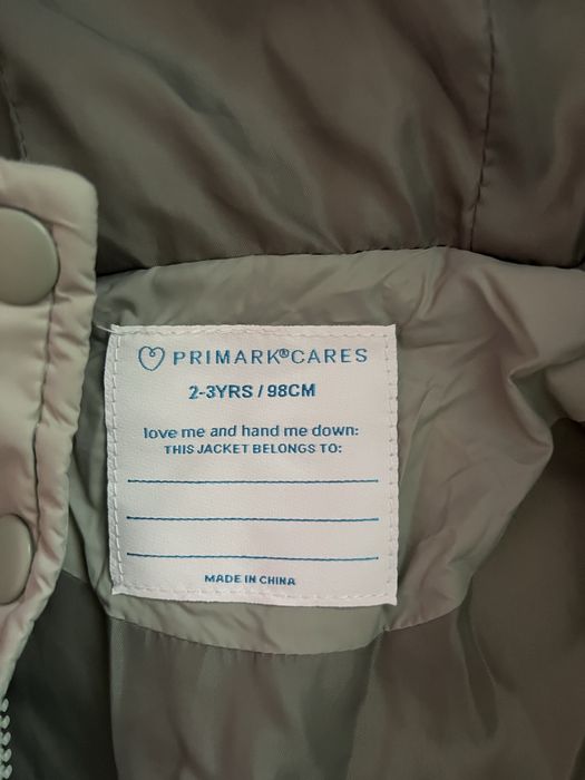 Продам курточку для дівчинки