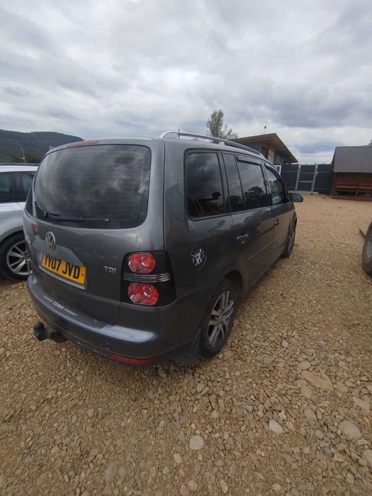 Разборка Touran, розборка Туран, запчасти VW Touran, шрот Тоуран