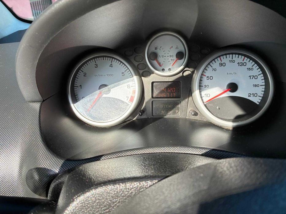 Peugeot 206+ — fotografia 7