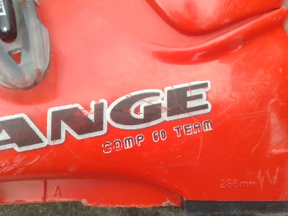 Buty narciarskie Lange czerwone wkładka 24,5cm