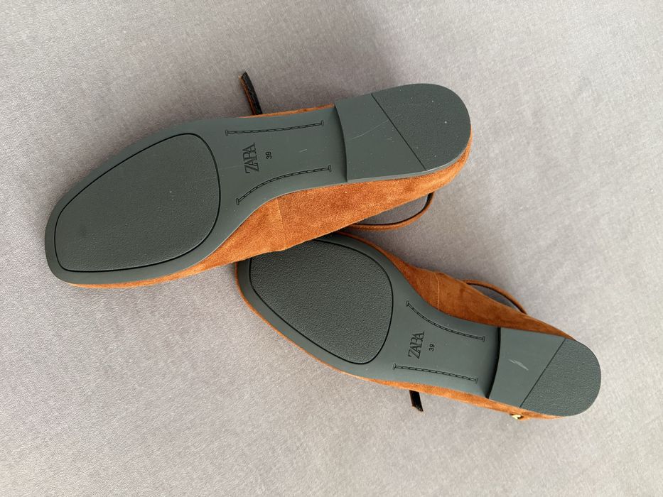 Zara босоніжки нові 39р
