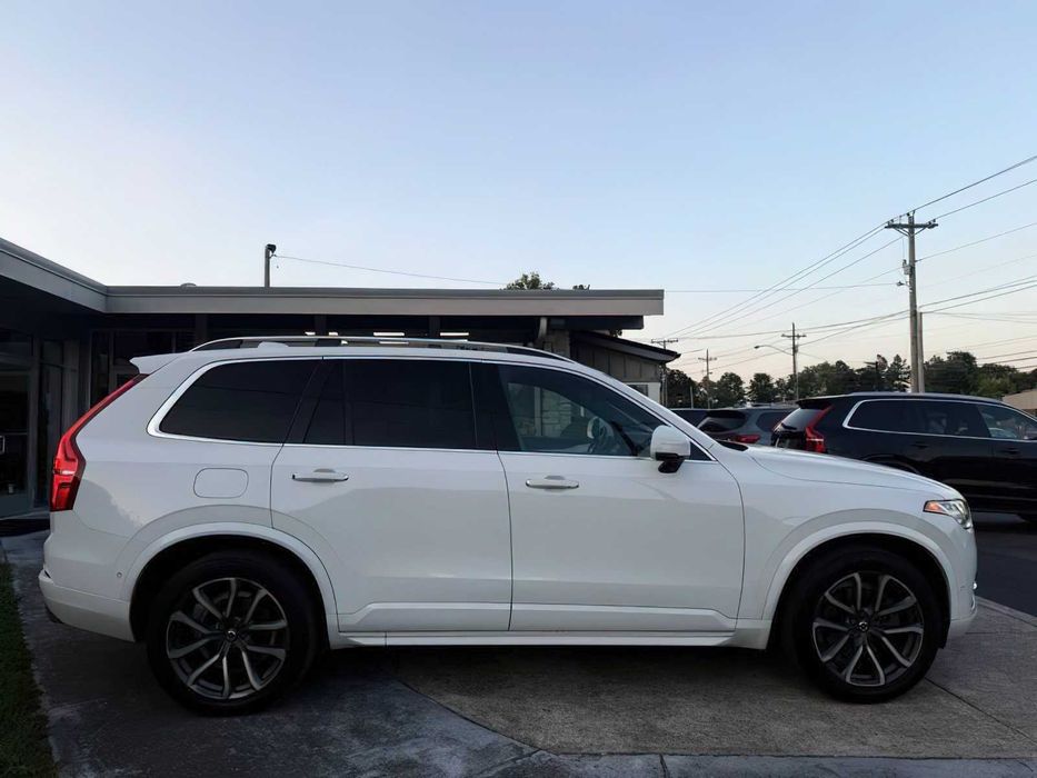Volvo XC90      2018