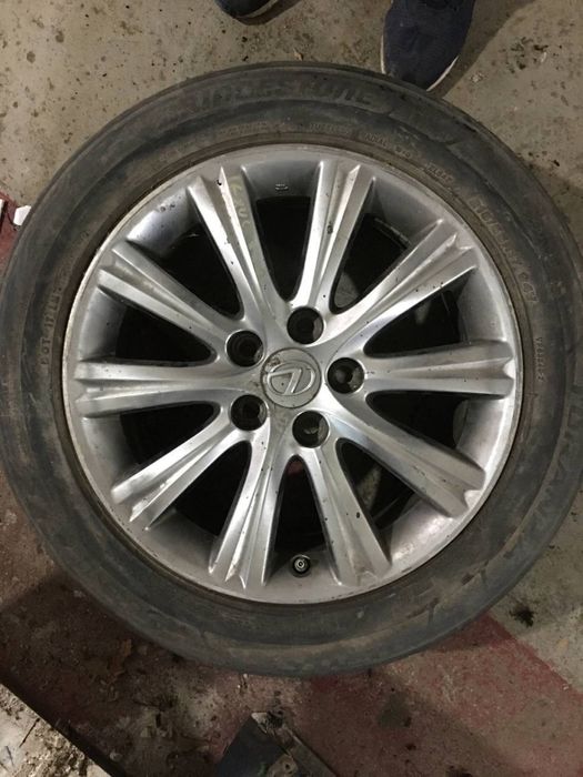 Диски,резина 215/55/17 лексус Lexus r17