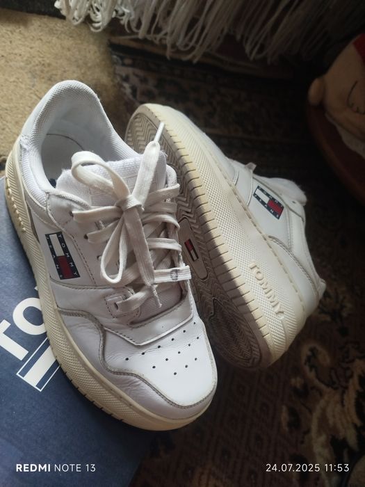 Женские кроссовки Сникерсы.ТОММY JEANS.р.38.450гр.