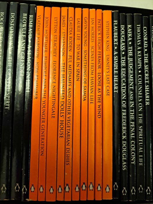 60 livrinhos em ingles coleção Pinguim