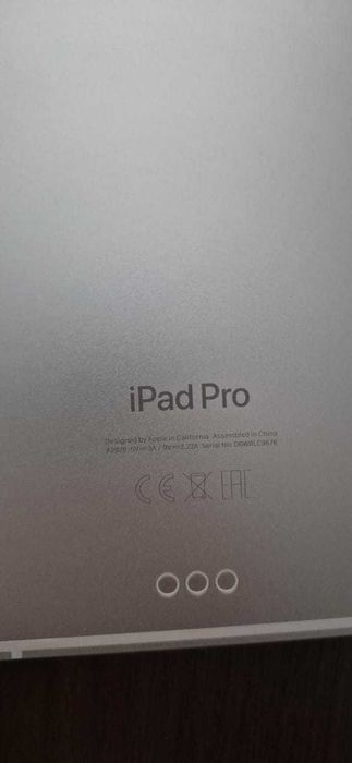 iPad Pro 13 M4 (2024) Wi-Fi + 256GB + Magic Keyboard + Apple Pencil Pro — Como Novo