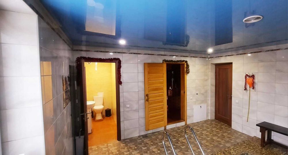 Продаж 2 поверхового Будинку. Власниця.