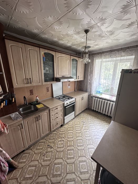 Сдам КОМНАТУ в 3 комнатной квартире