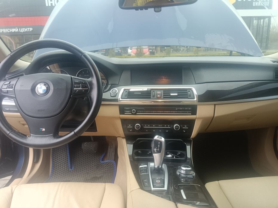BMW f10 2012р 528і