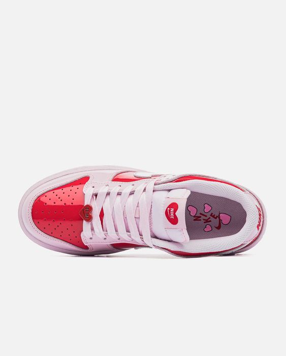 Жіночі кросівки Nike Dunk Low "Valentine's Day" Розміри 36-40