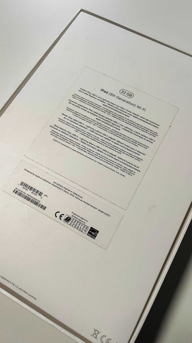 iPad 8 generacji 32GB Wi-Fi srebrny – stan bardzo dobry