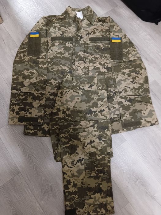 Продам форма піксель