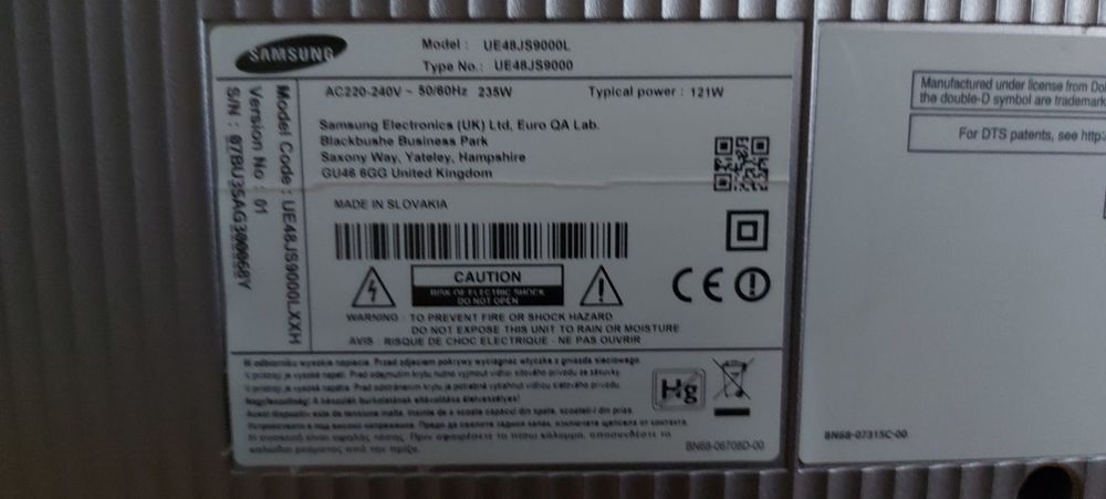 Telewizory Samsung -  48 cali z zakrzywionym ekranem, model UE48JS9000