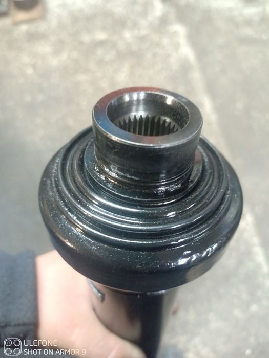 Ремонт кардана крестовин пильников балансировка СТО замена пыльников