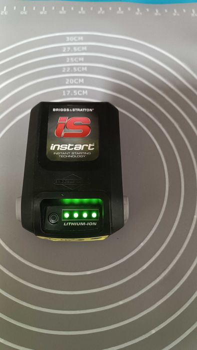 akumulator, bateria briggs&stratton 3 Ah.