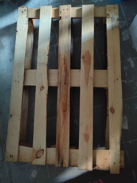 Paleta drewniana 120 × 80 cm – solidna