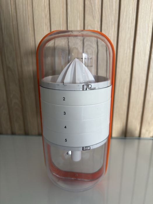 Espremedor de citrinos portátil e multifuncional Nutrifresh - NOVO